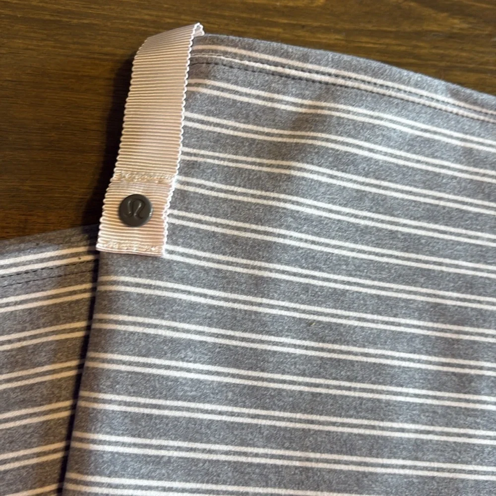 Lululemon Vinyasa Striped Scarf Snap Button Wrap Winter Soft Stretch Athletic